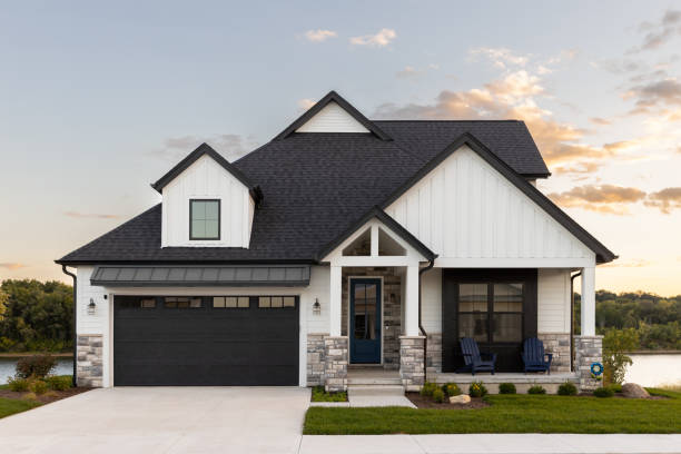 Best Roof Insulation Installation  in Appleton City, MO